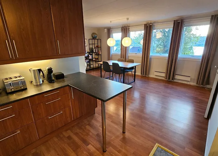 Private, Comfortable, 70 Sq M * Tromsø