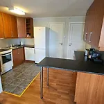 דירה Private, Comfortable, 70 Sq M